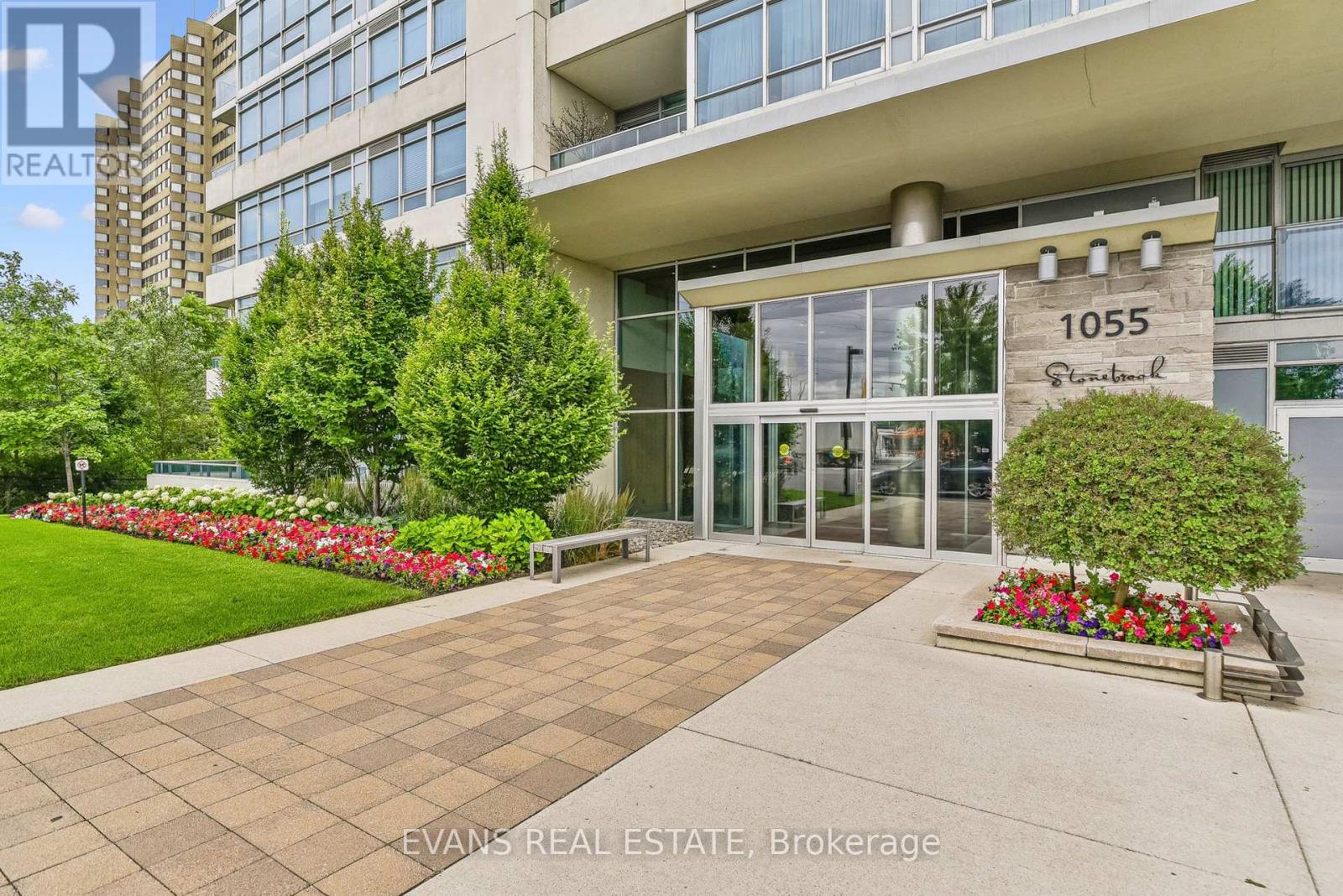 1411 - 1055 SOUTHDOWN ROAD, Mississauga, Ontario