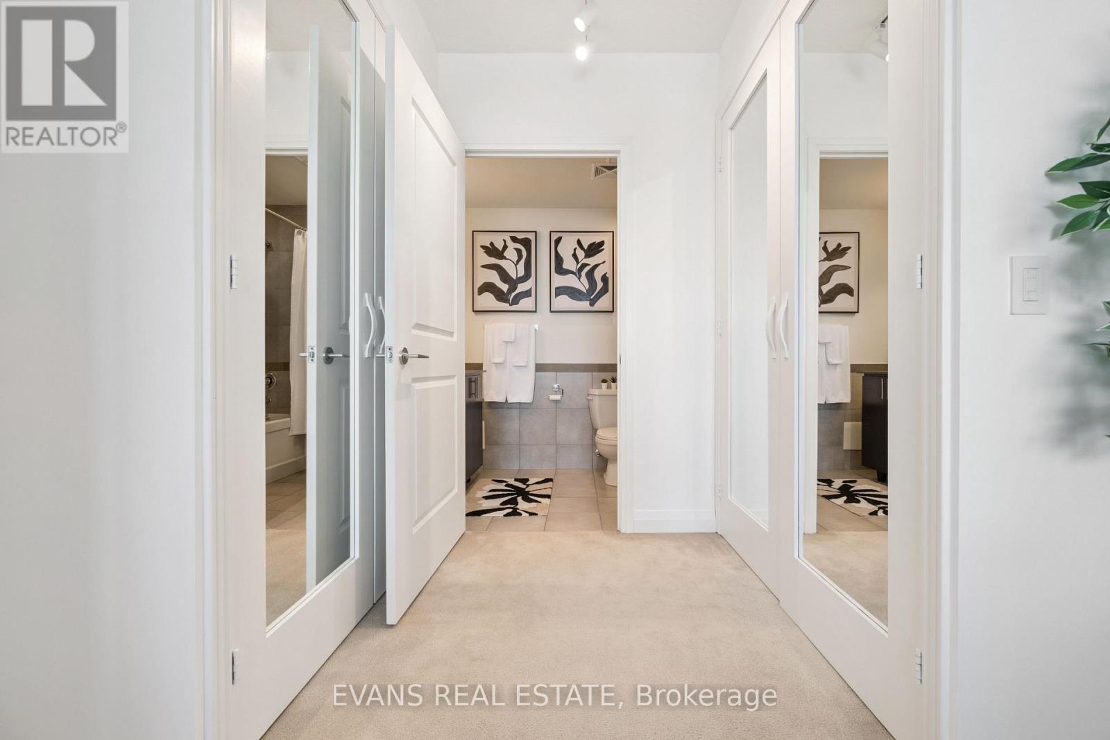 1411 - 1055 Southdown Road, Mississauga, Ontario  L5J 0A3 - Photo 16 - W13086694