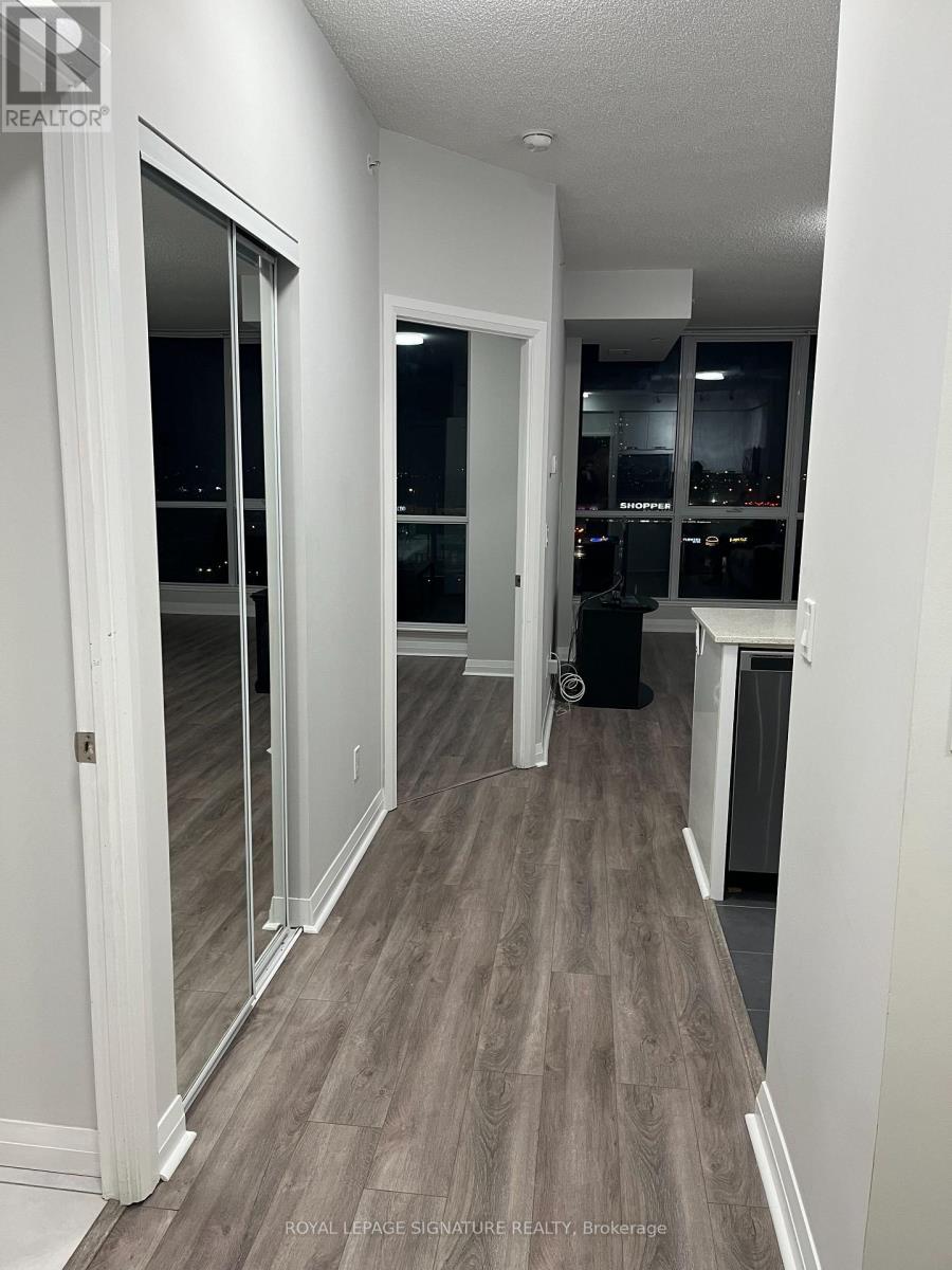 505 - 55 Eglinton Avenue W, Mississauga, Ontario  L5R 0E4 - Photo 4 - W13086704