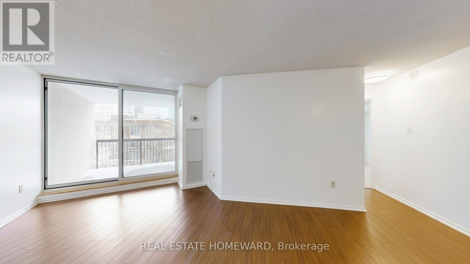 623 - 77 Maitland Place, Toronto, Ontario  M4Y 2V6 - Photo 8 - C12770136
