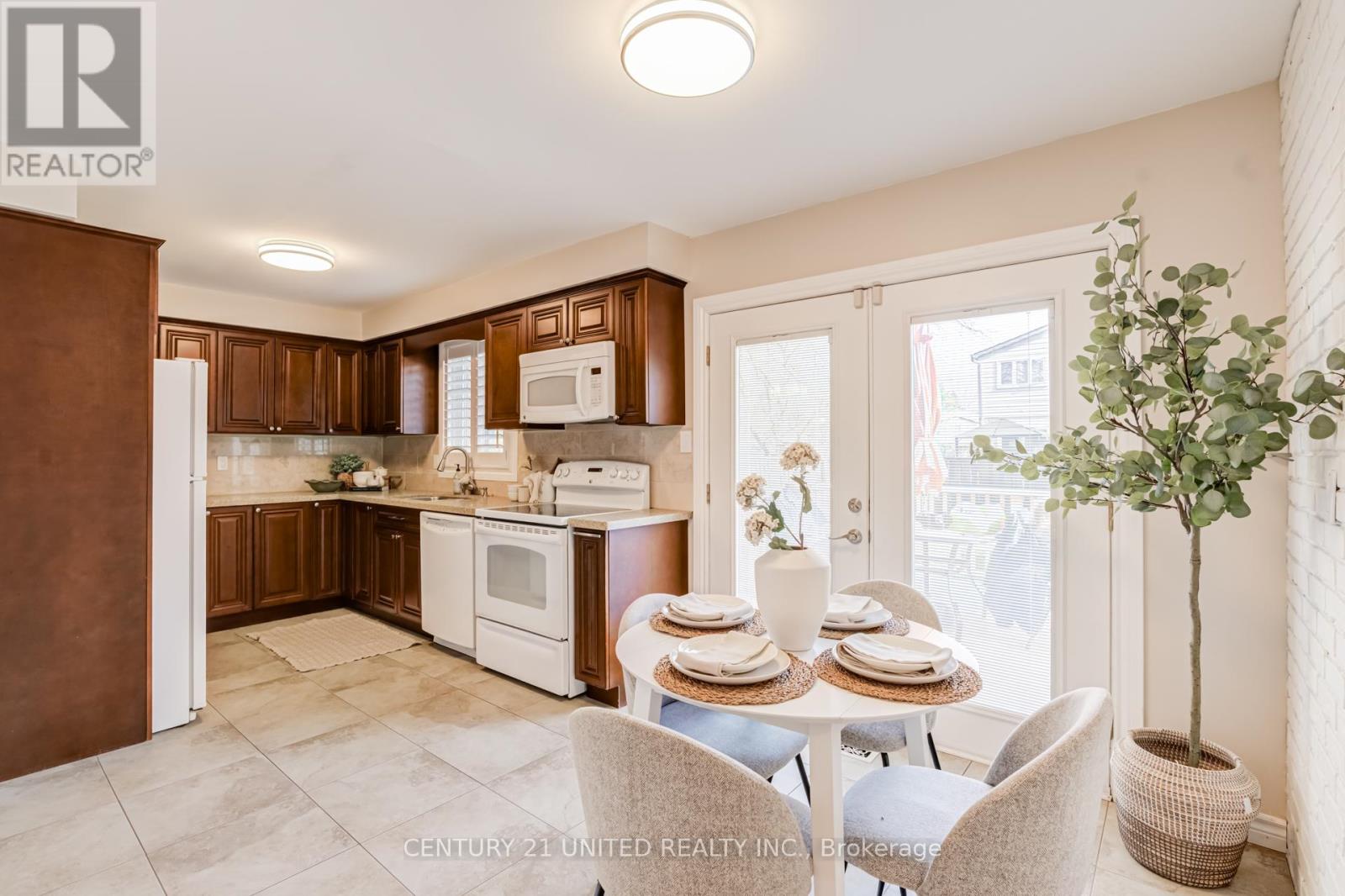 17 Nelson Street, Toronto, Ontario  M5V 0G2 - Photo 19 - E13086894