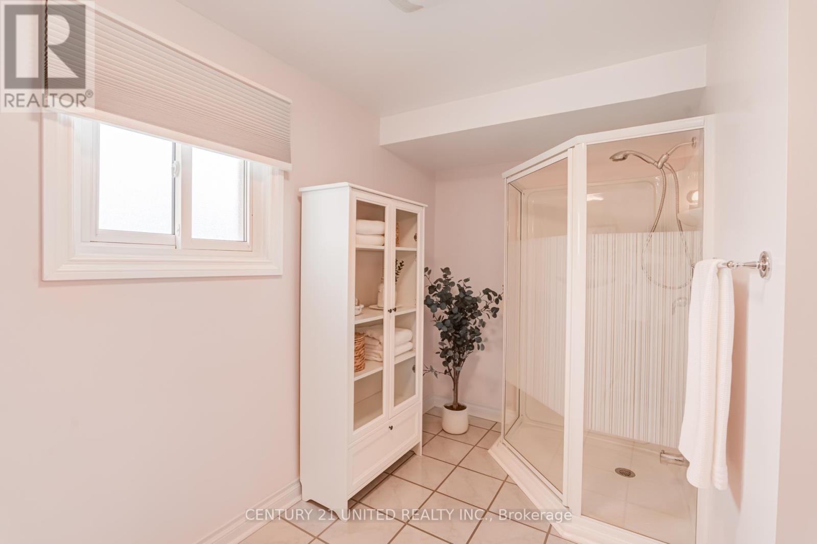 17 Nelson Street, Toronto, Ontario  M5V 0G2 - Photo 35 - E13086894