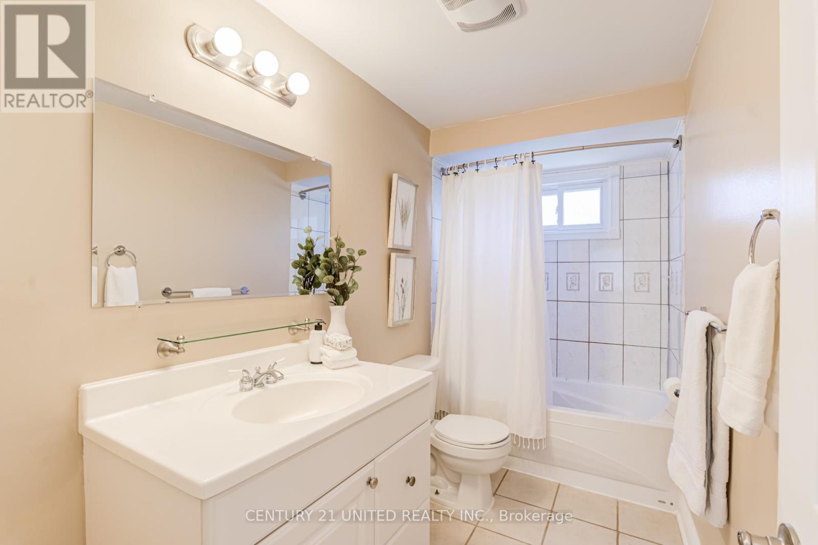 17 Nelson Street, Toronto, Ontario  M5V 0G2 - Photo 41 - E13086894