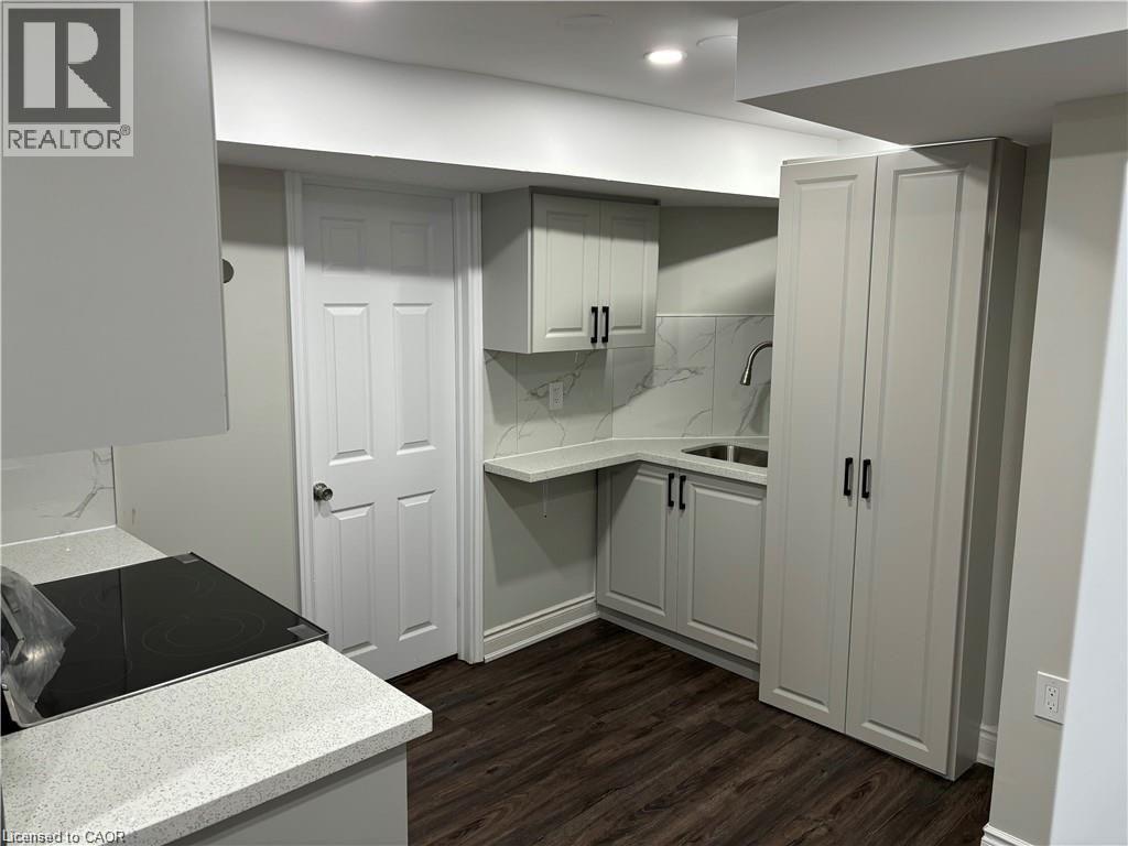 3 Westview Crescent Unit# Lower, Kitchener, Ontario  N2N 2V7 - Photo 2 - 40823757