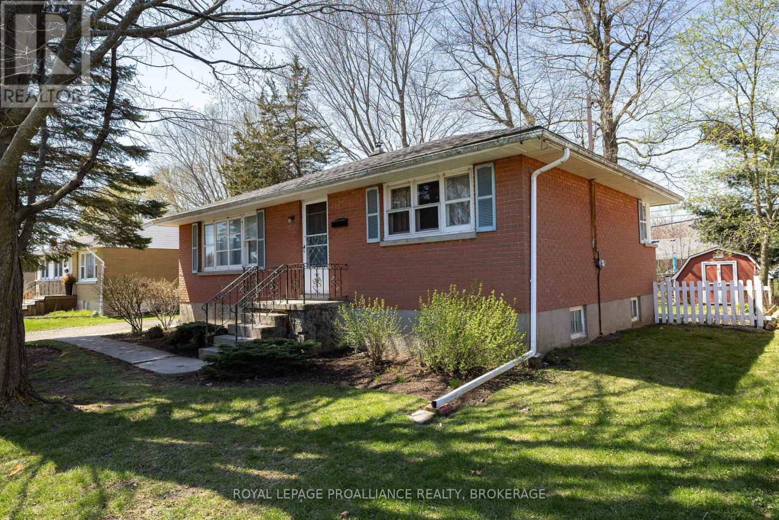 287 MCEWEN DRIVE, Kingston, Ontario