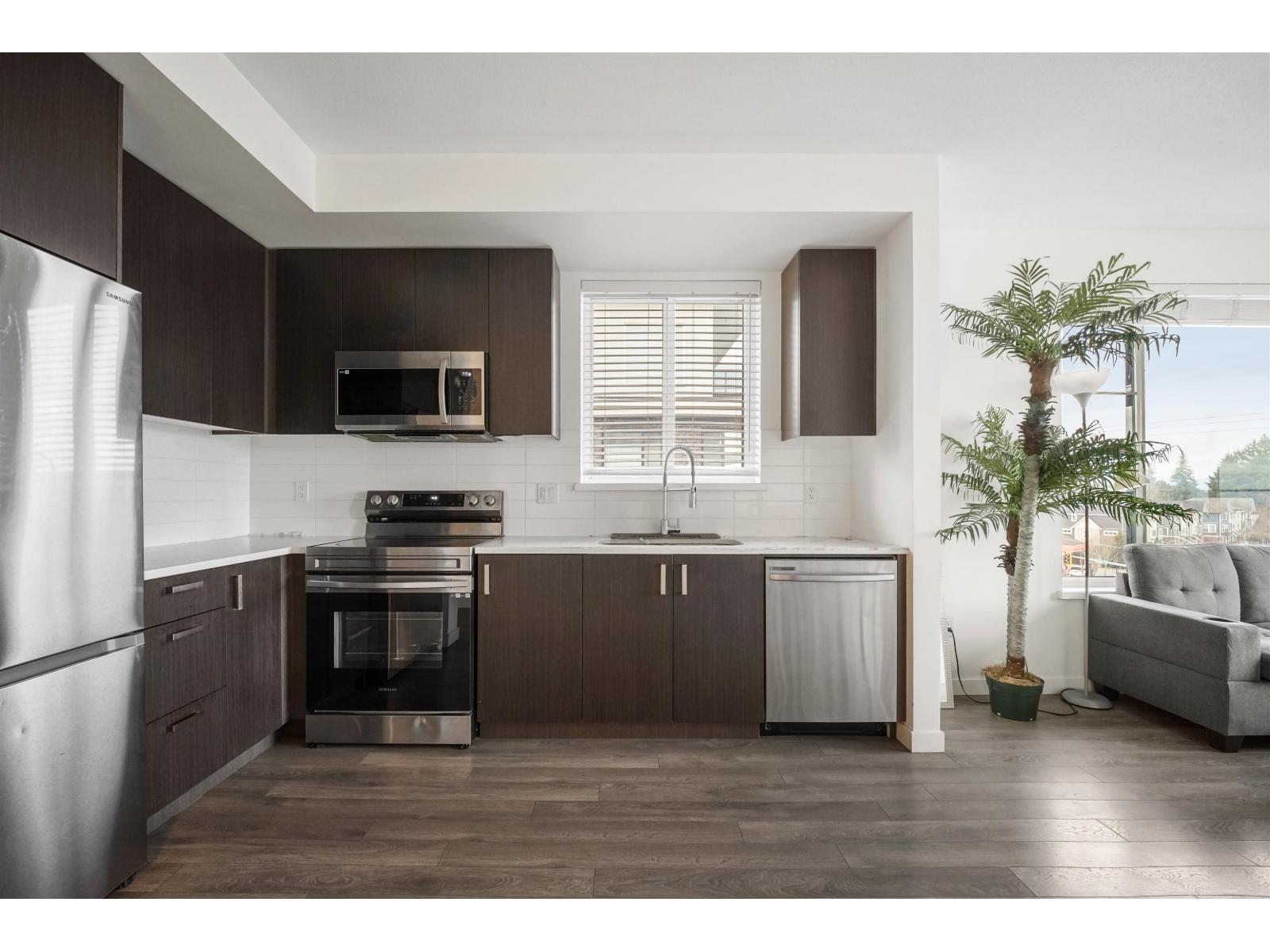 501 15858 Fraser Highway, Surrey, British Columbia  V4N 6W6 - Photo 4 - R3118594