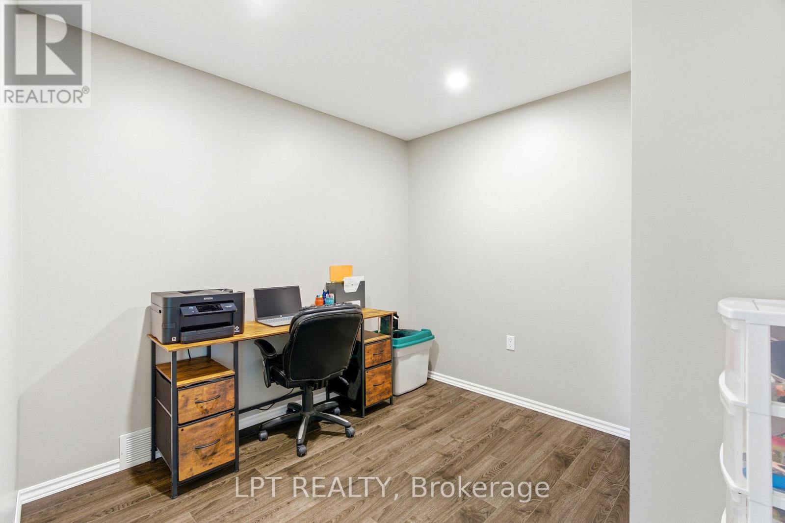 168 Ann Street, North Middlesex, Ontario  N0M 2K0 - Photo 17 - X13086918