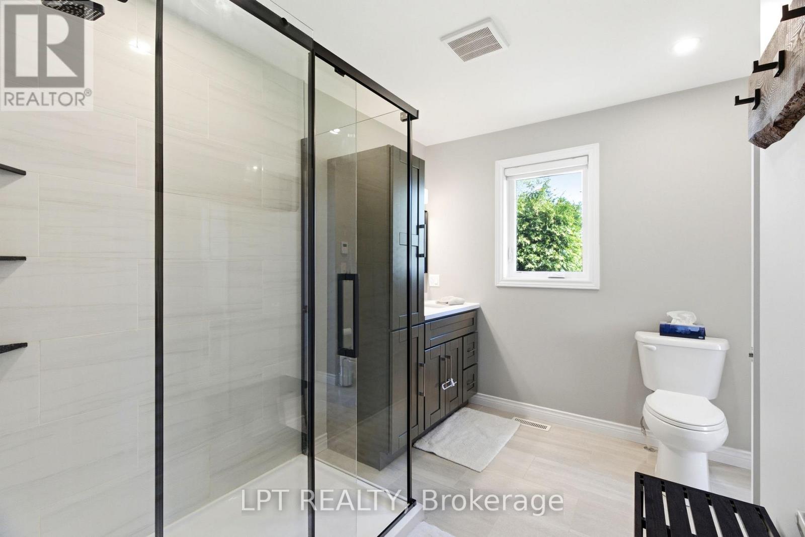168 Ann Street, North Middlesex, Ontario  N0M 2K0 - Photo 18 - X13086918