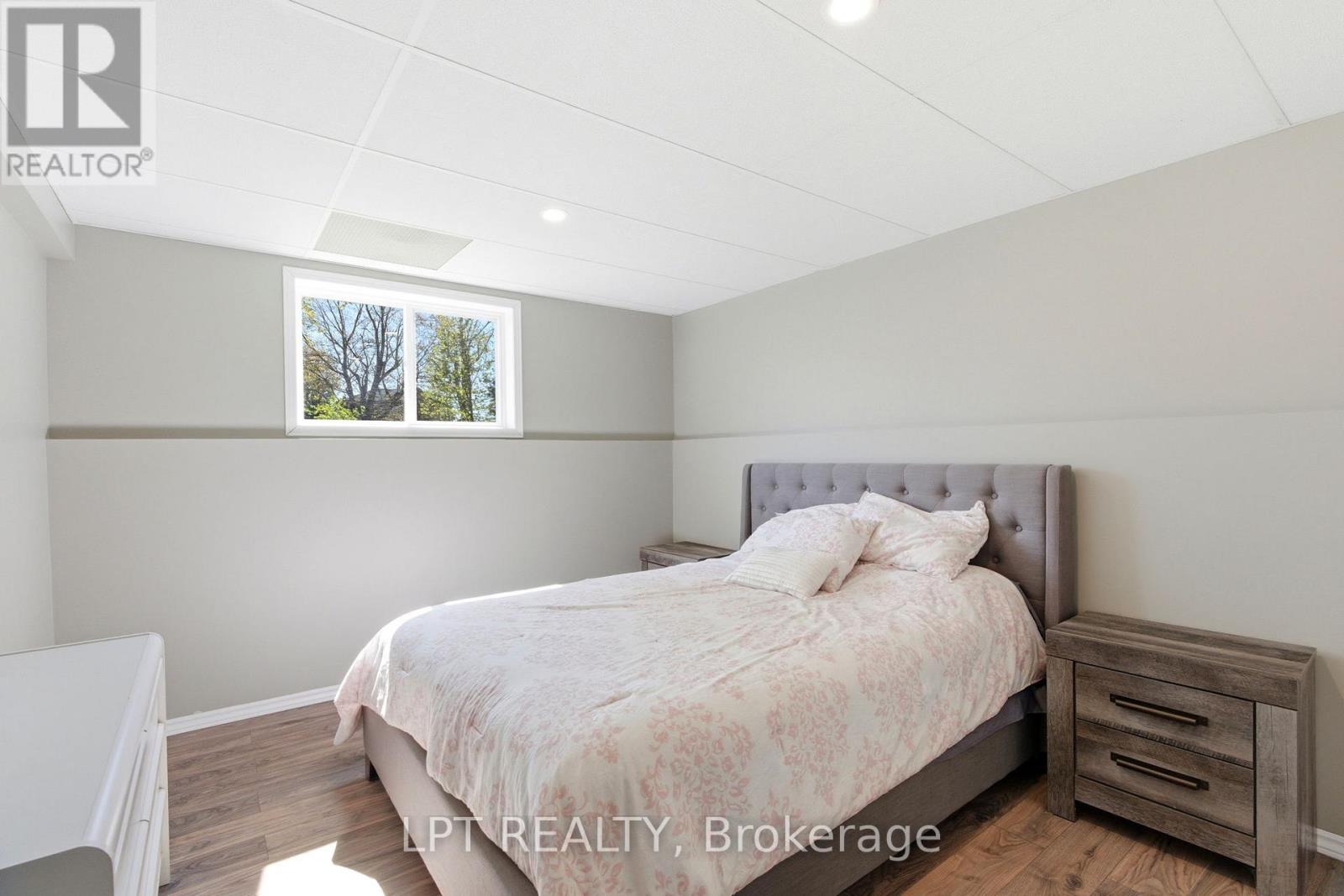 168 Ann Street, North Middlesex, Ontario  N0M 2K0 - Photo 27 - X13086918