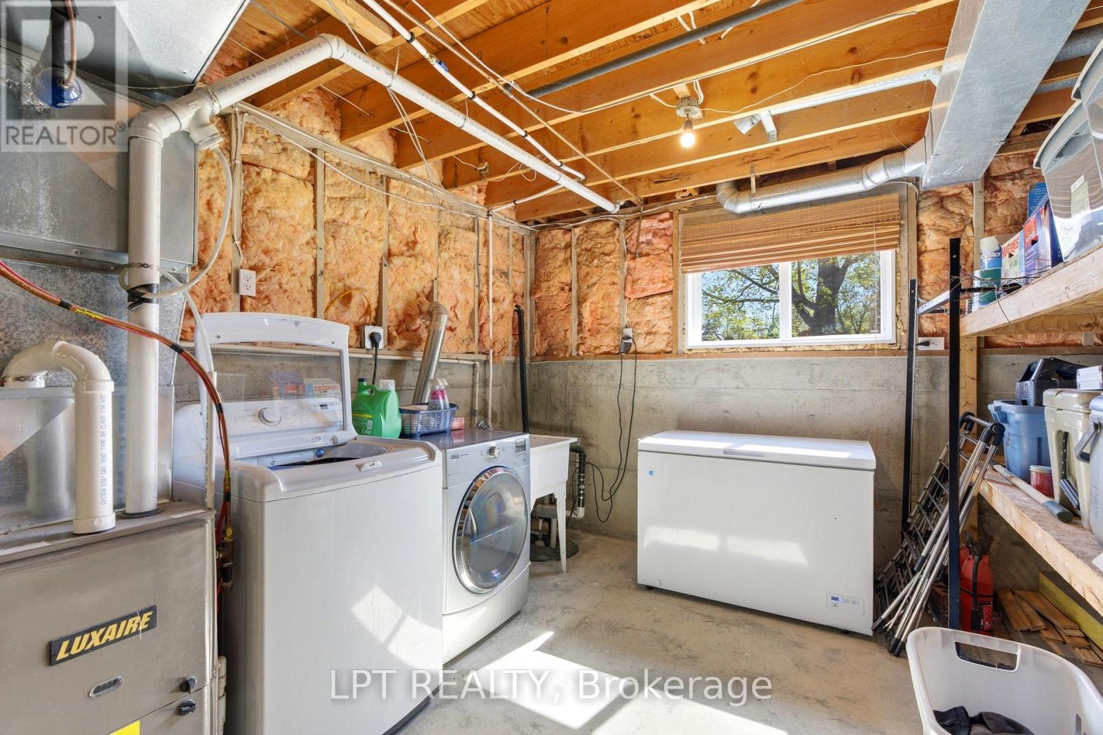 168 Ann Street, North Middlesex, Ontario  N0M 2K0 - Photo 36 - X13086918