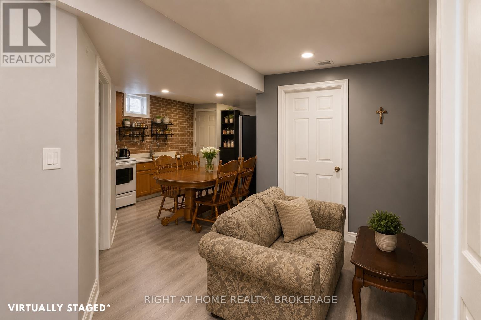 7698 Mulhern Street, Niagara Falls, Ontario  L2H 1B5 - Photo 12 - X12980262