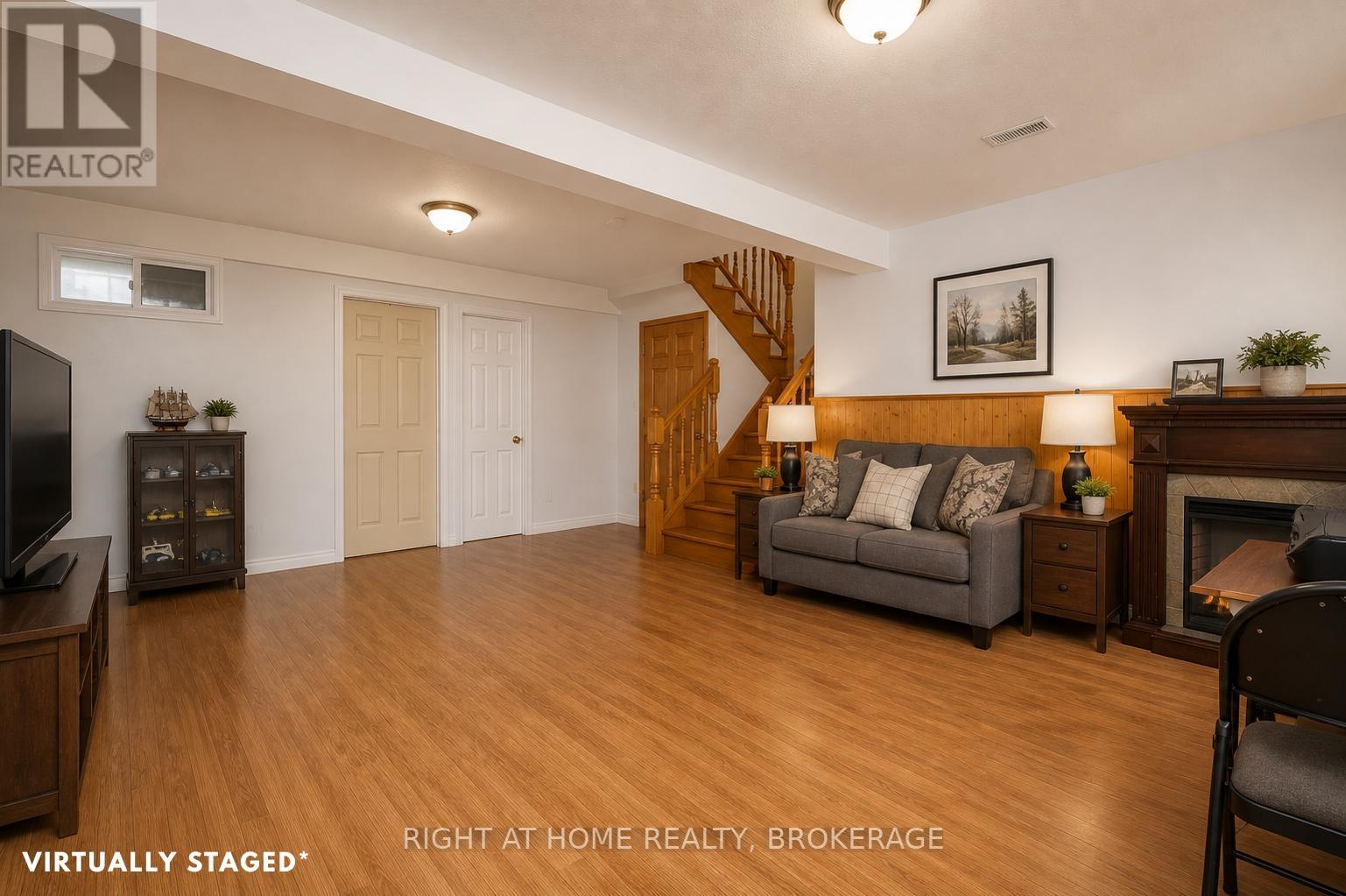 7698 Mulhern Street, Niagara Falls, Ontario  L2H 1B5 - Photo 9 - X12980262