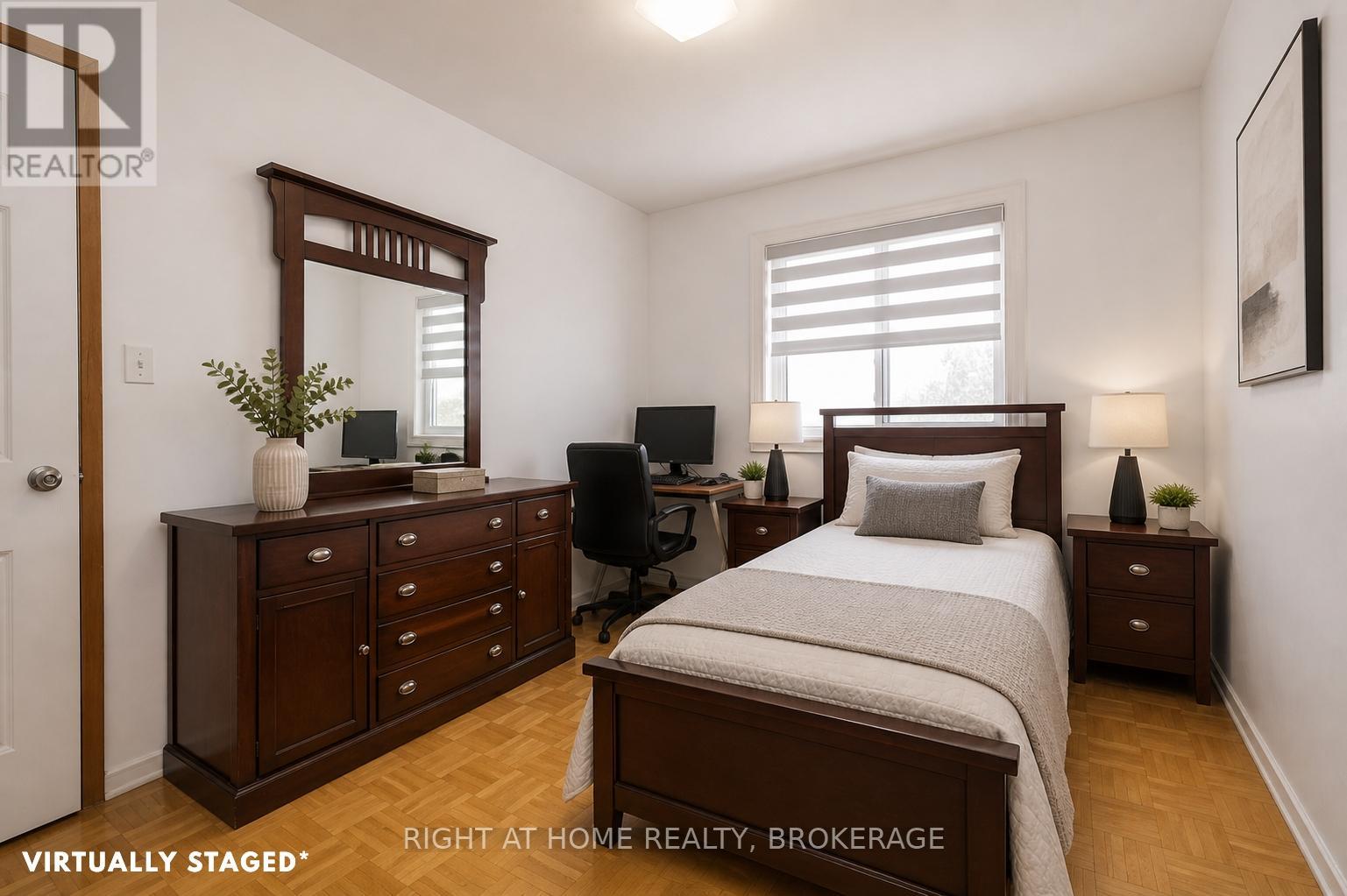7698 Mulhern Street, Niagara Falls, Ontario  L2H 1B5 - Photo 6 - X12980262