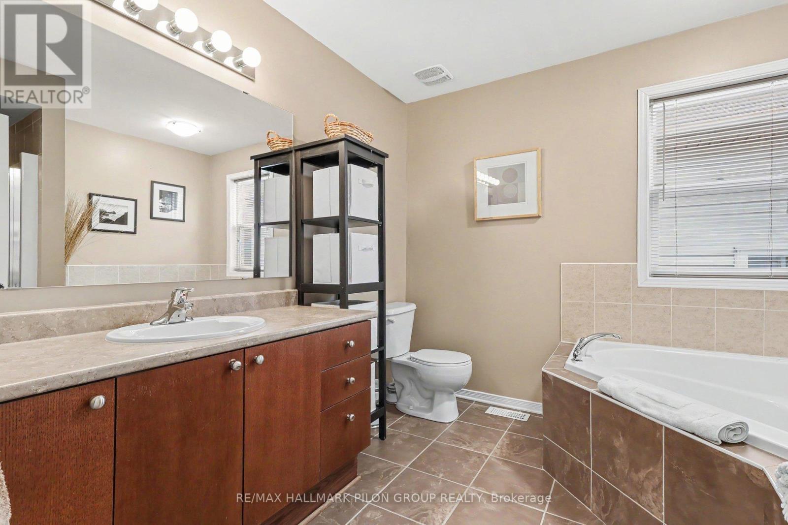 1046 Fieldfair Way, Ottawa, Ontario  K4A 0E2 - Photo 15 - X13086742