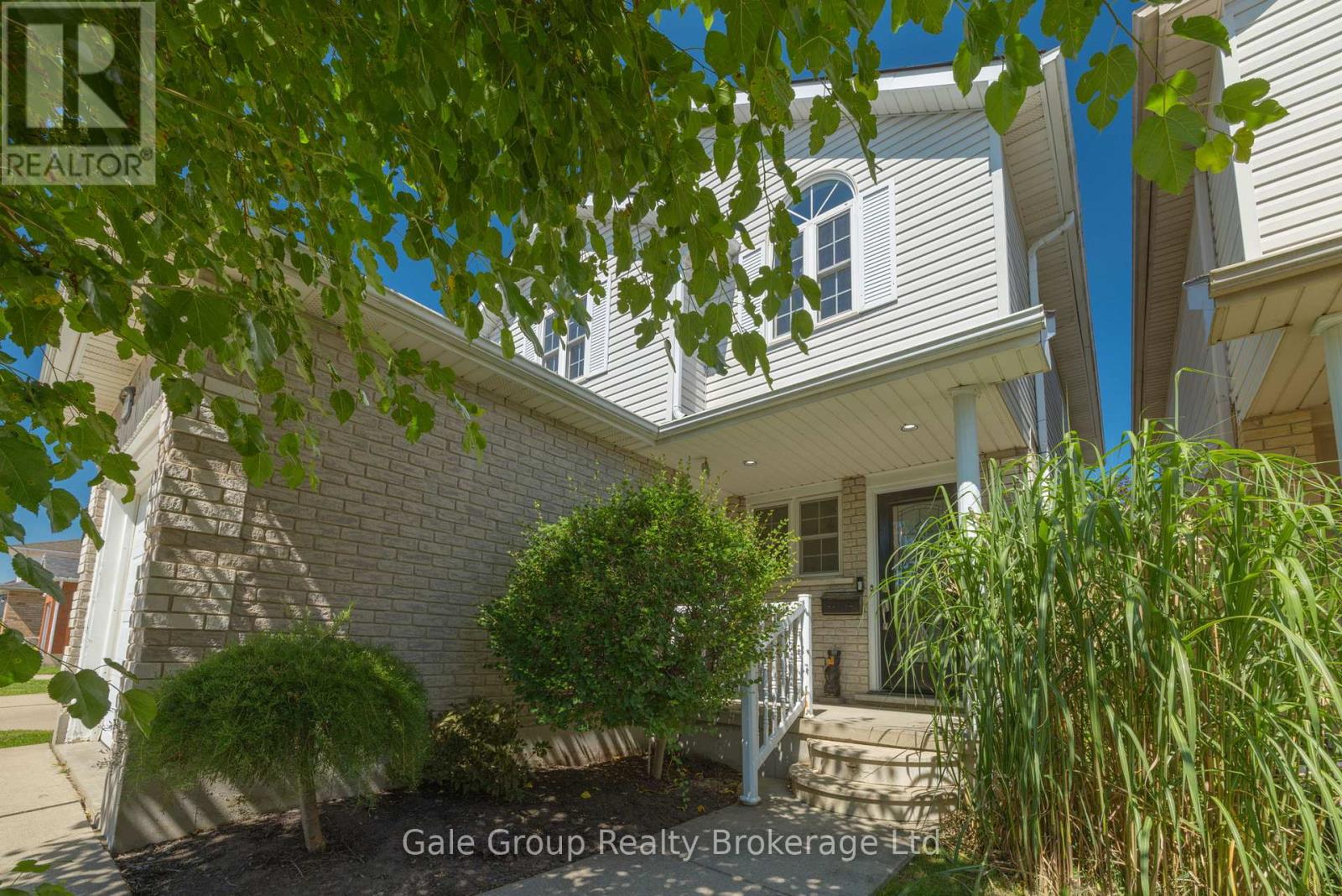 1030 Pearson Drive, Woodstock, Ontario  N4S 8V1 - Photo 2 - X13086790