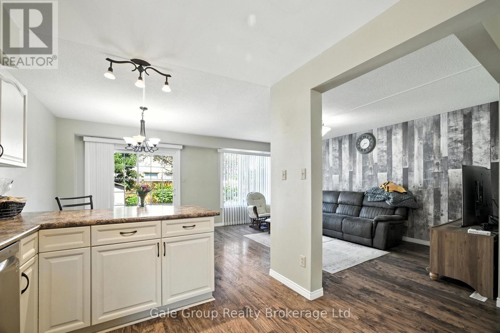 1030 Pearson Drive, Woodstock, Ontario  N4S 8V1 - Photo 6 - X13086790