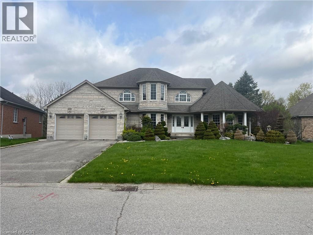 15 ROYAL YORK Court, St. George, Ontario