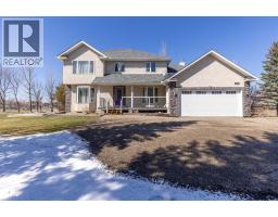 338 Deer Run Place W, Rural Lethbridge County, Alberta