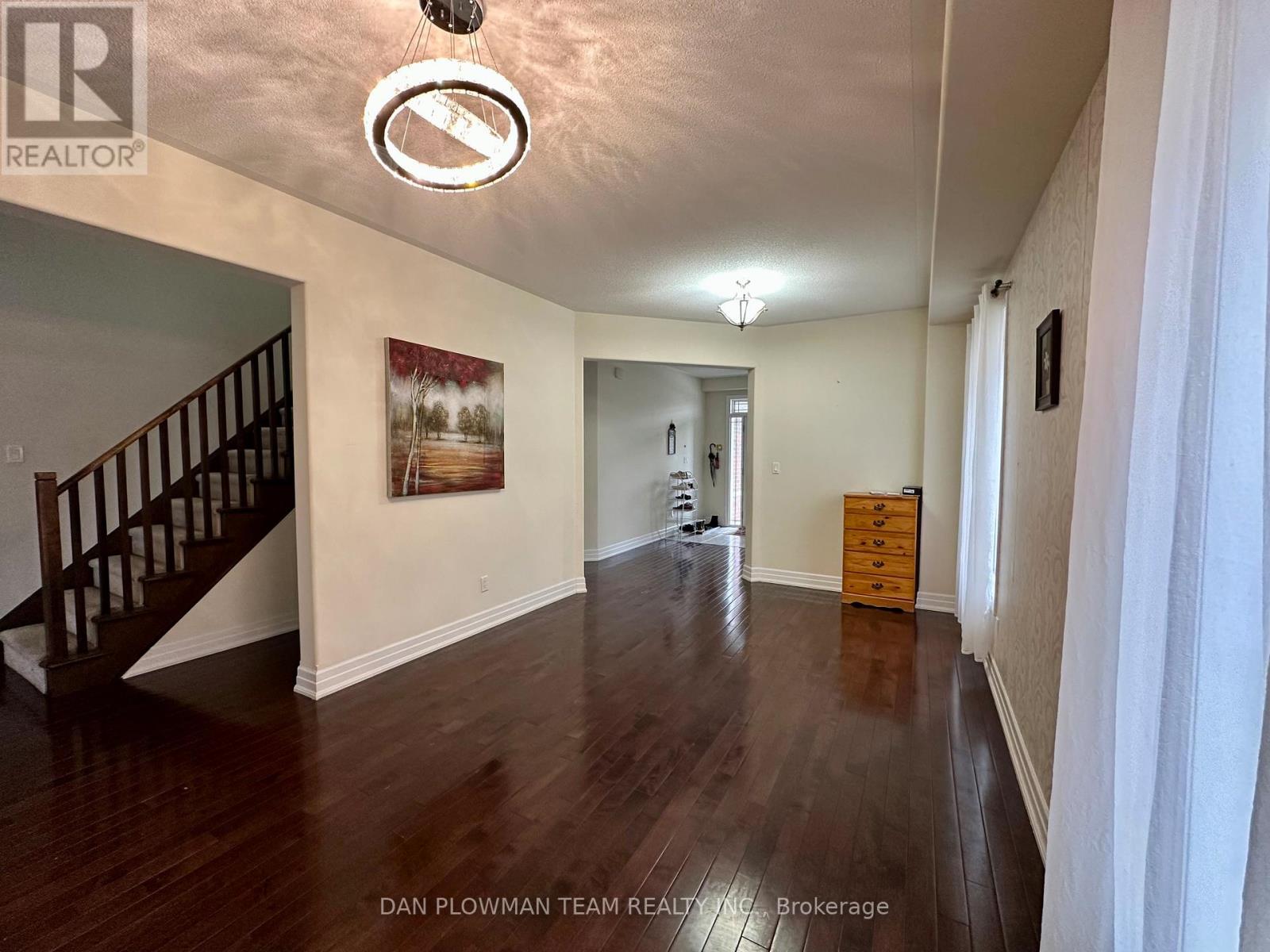 1845 Silverstone Crescent, Oshawa, Ontario  L1K 3B7 - Photo 5 - E13074834
