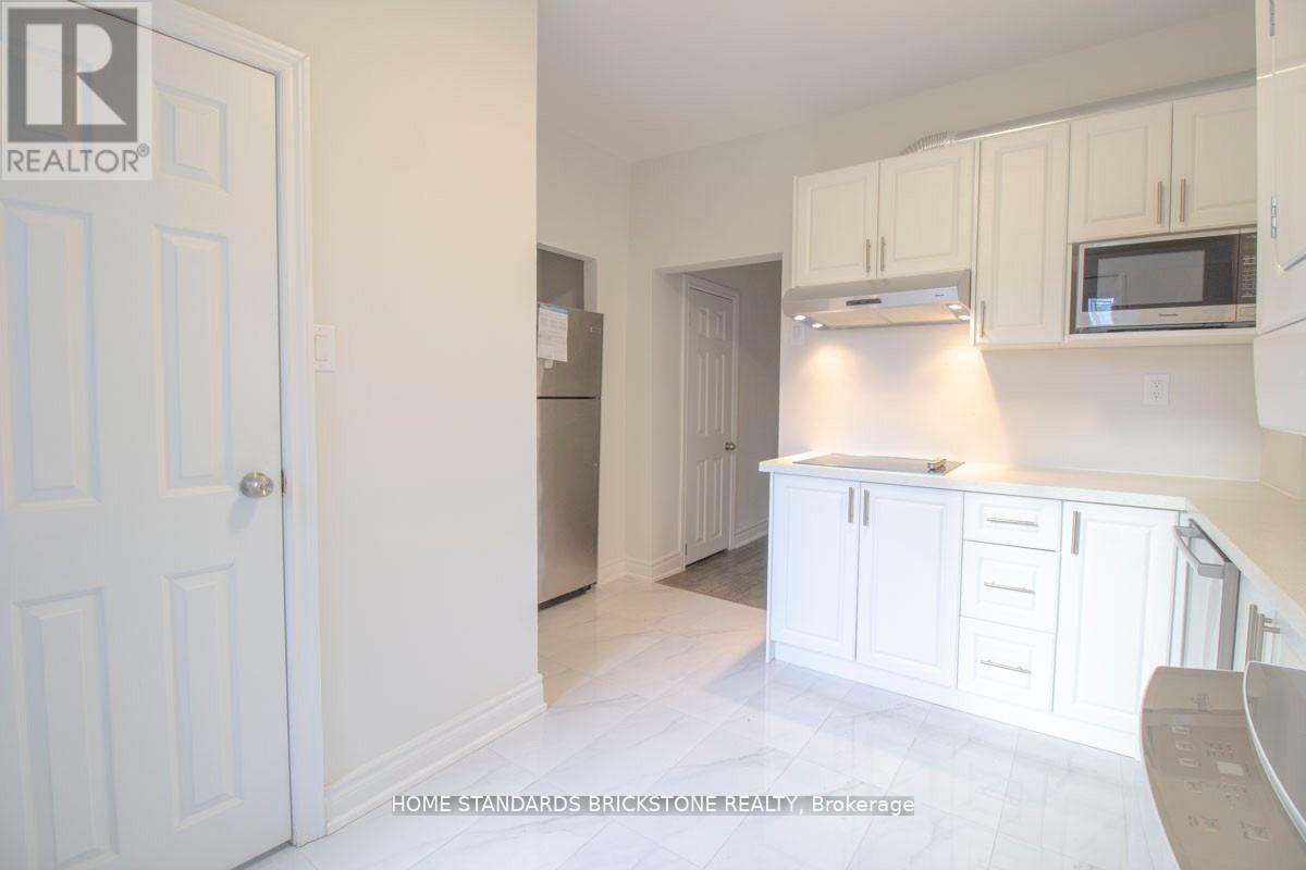 Main - 792 Pape Avenue, Toronto, Ontario  M4K 3S7 - Photo 8 - E13078688