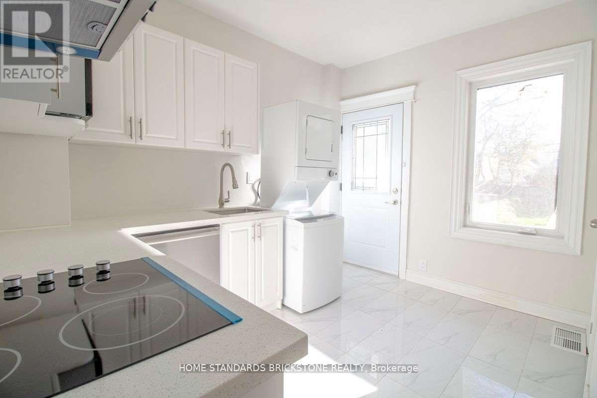 Main - 792 Pape Avenue, Toronto, Ontario  M4K 3S7 - Photo 5 - E13078688