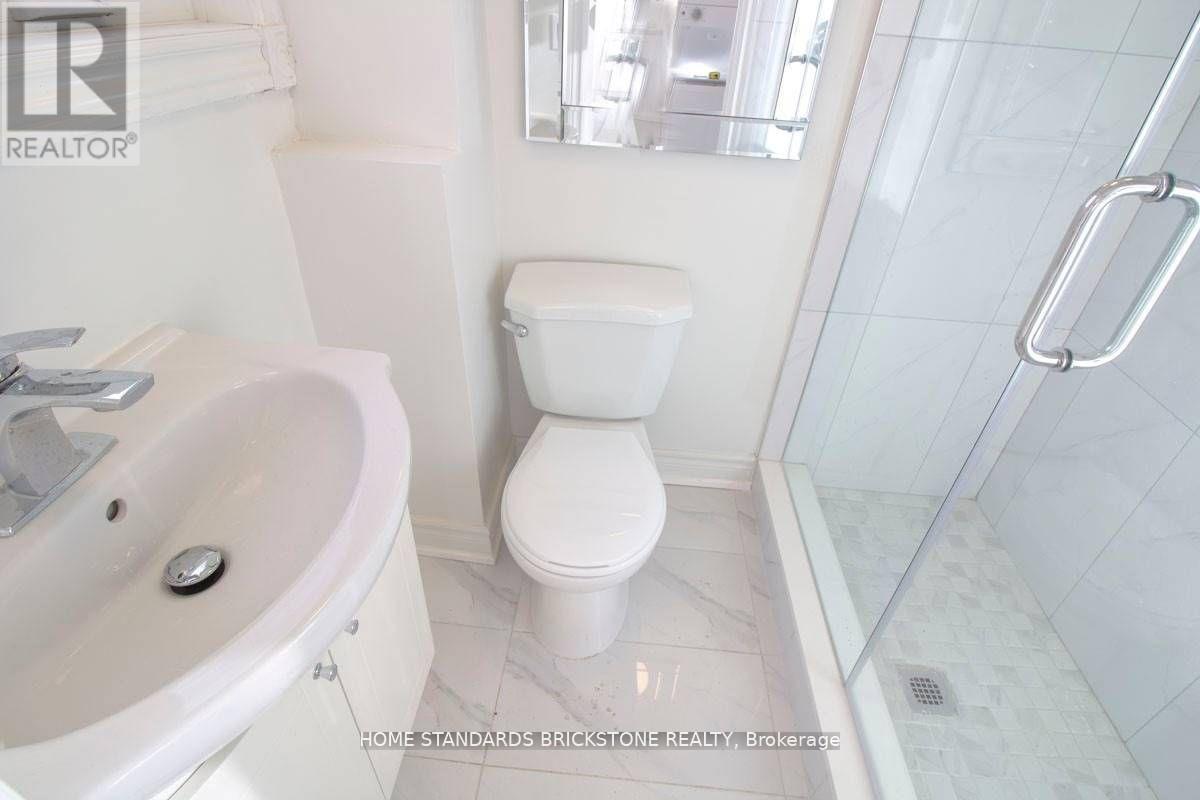 Main - 792 Pape Avenue, Toronto, Ontario  M4K 3S7 - Photo 17 - E13078688