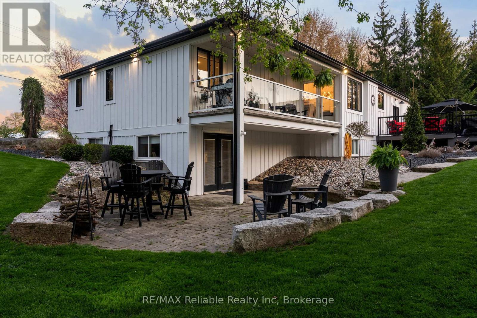 71033 Bluewater Highway, South Huron, Ontario  N0M 1T0 - Photo 11 - X13086764
