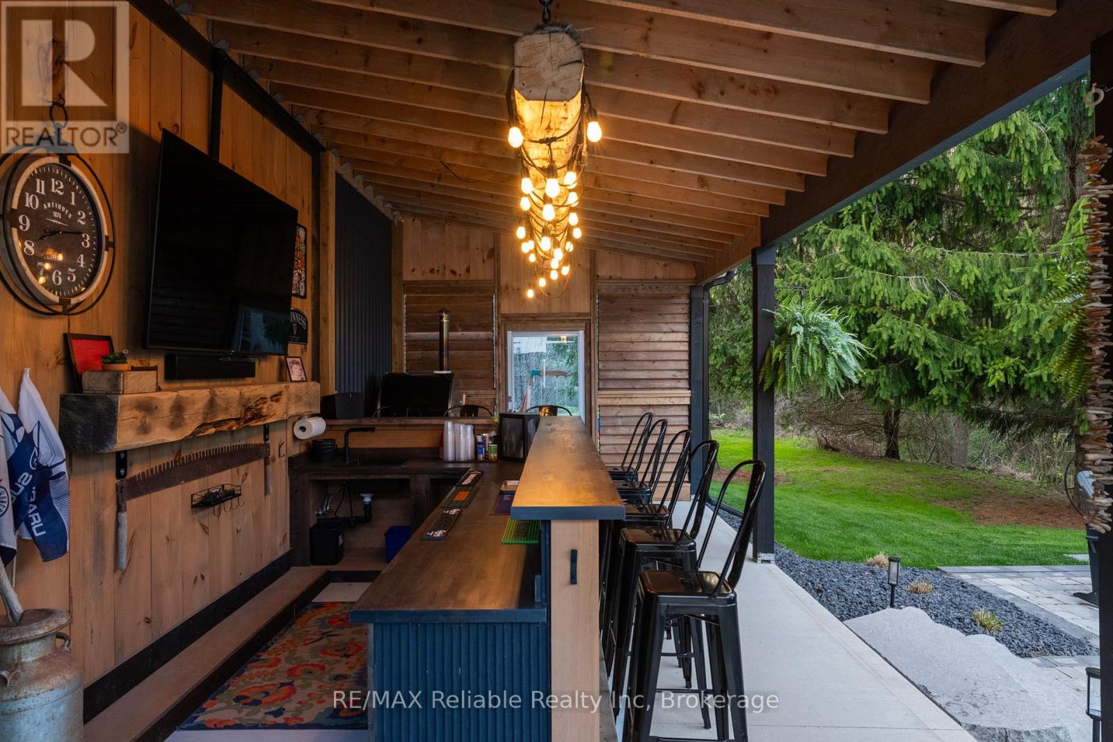 71033 Bluewater Highway, South Huron, Ontario  N0M 1T0 - Photo 15 - X13086764