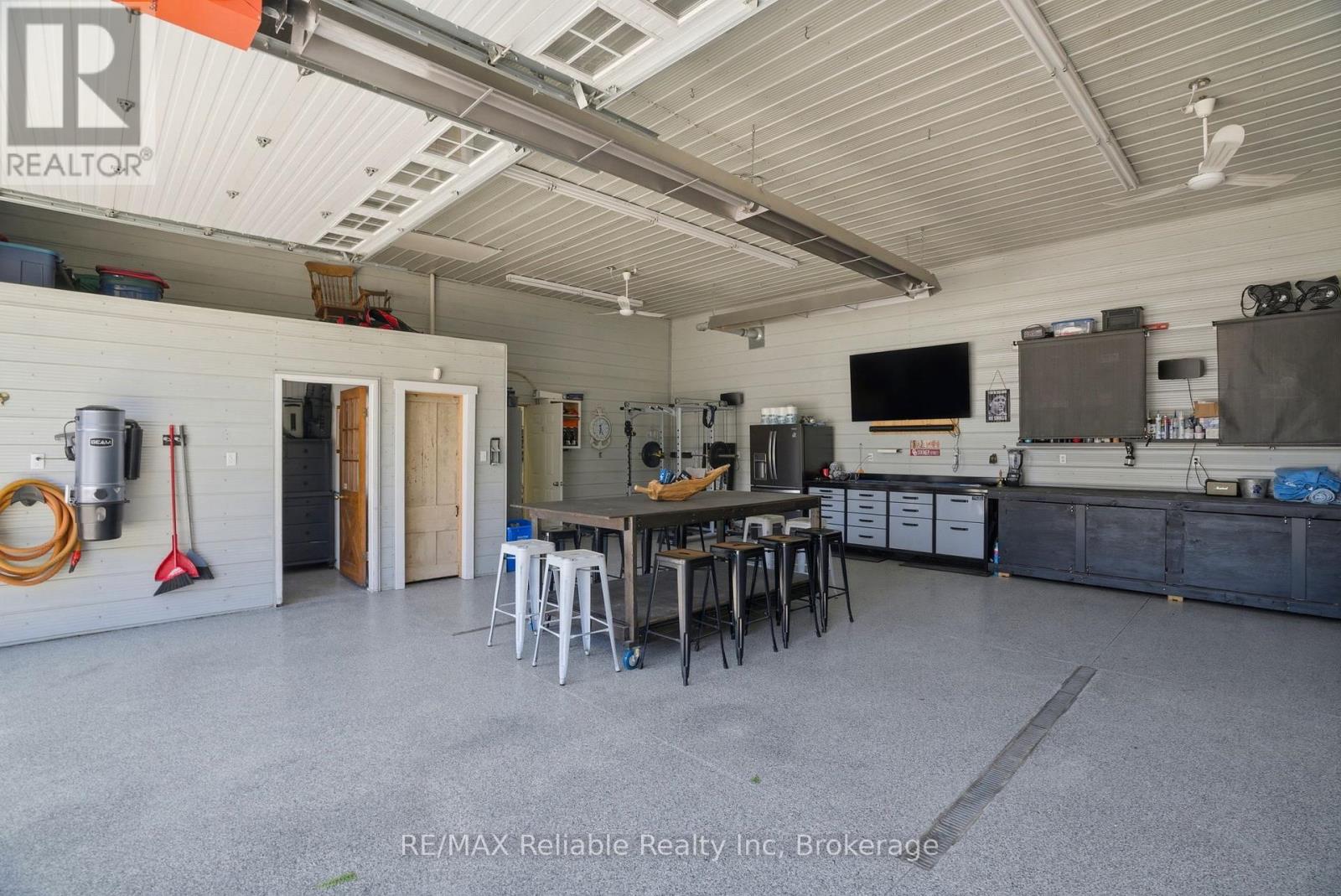 71033 Bluewater Highway, South Huron, Ontario  N0M 1T0 - Photo 49 - X13086764