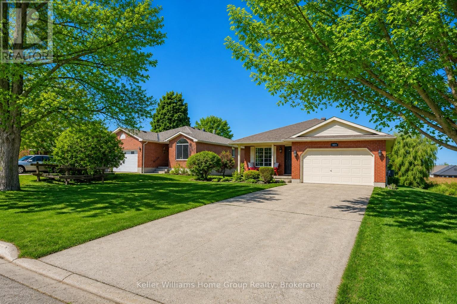 423 King Street E, Wellington North, Ontario  N0G 2L2 - Photo 4 - X13086814