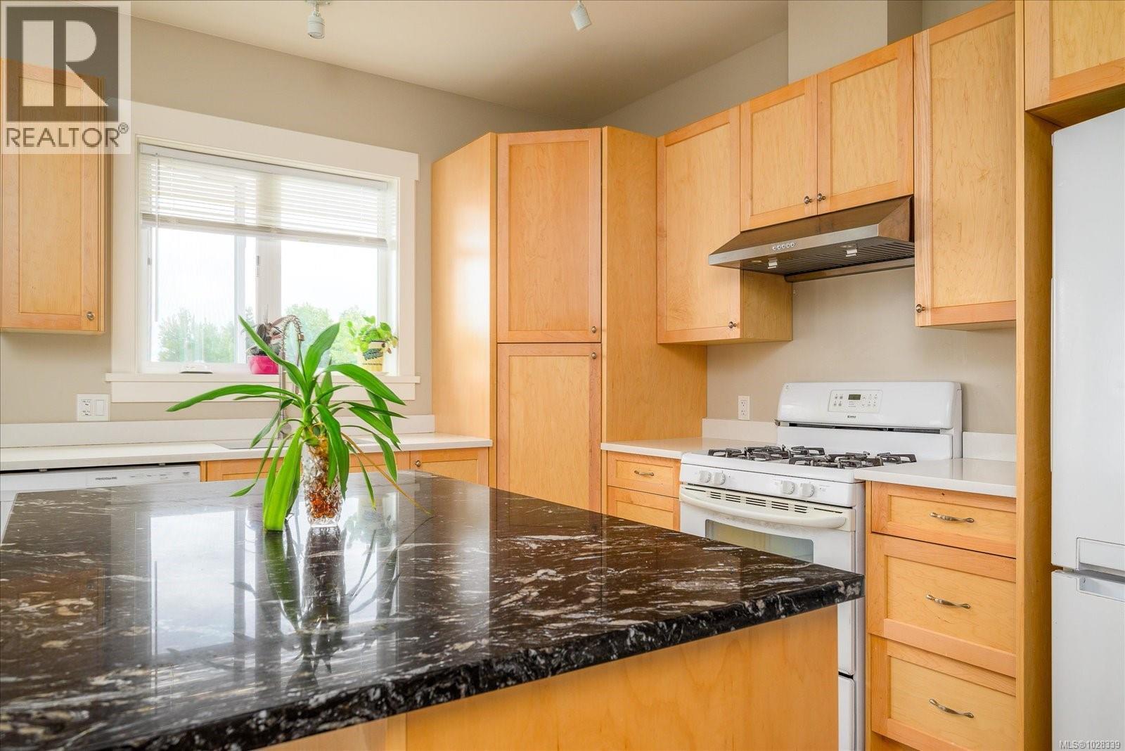 104 Lee Ave, Parksville, British Columbia  V9P 1L9 - Photo 4 - 1028339