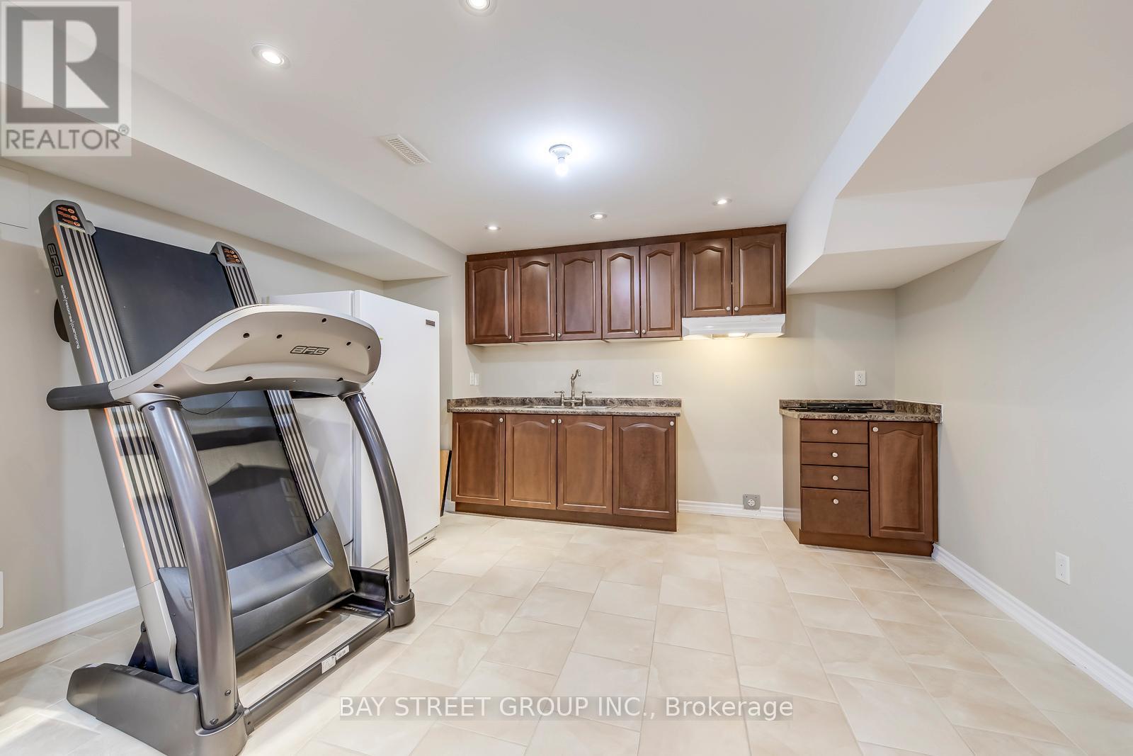 3581 Jorie Crescent, Mississauga, Ontario  L5M 7G5 - Photo 42 - W12783746