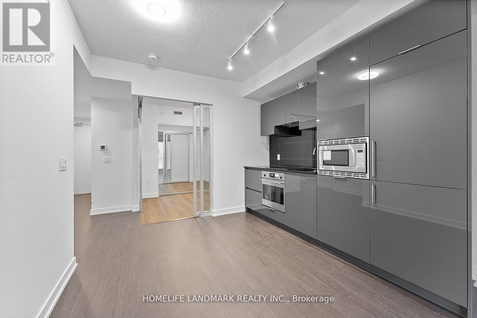1129 - 230 Simcoe Street, Toronto, Ontario  M5T 0G7 - Photo 2 - C13086748