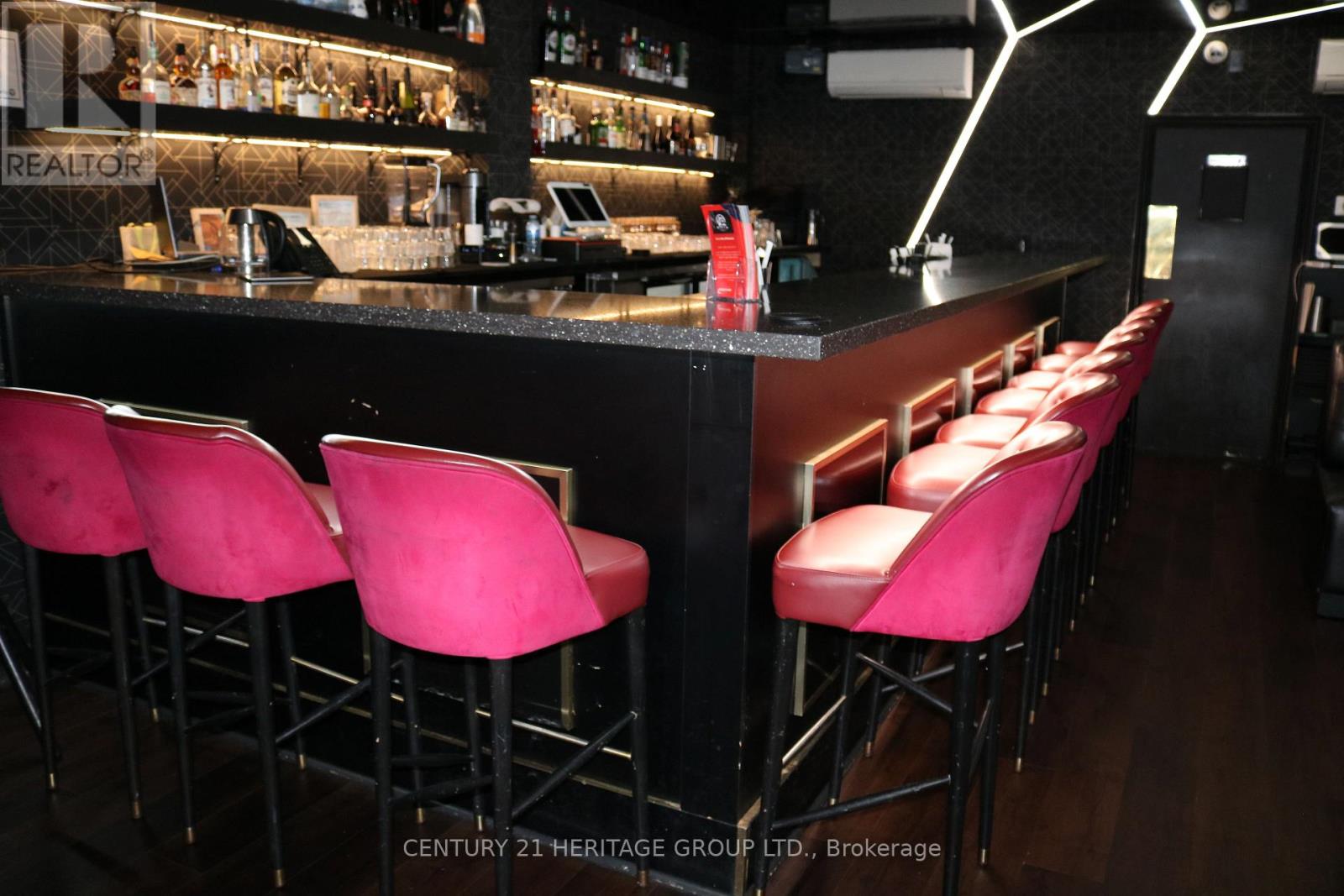 1116 Dundas Street W, Toronto, Ontario  M6J 2Y2 - Photo 9 - C13086818