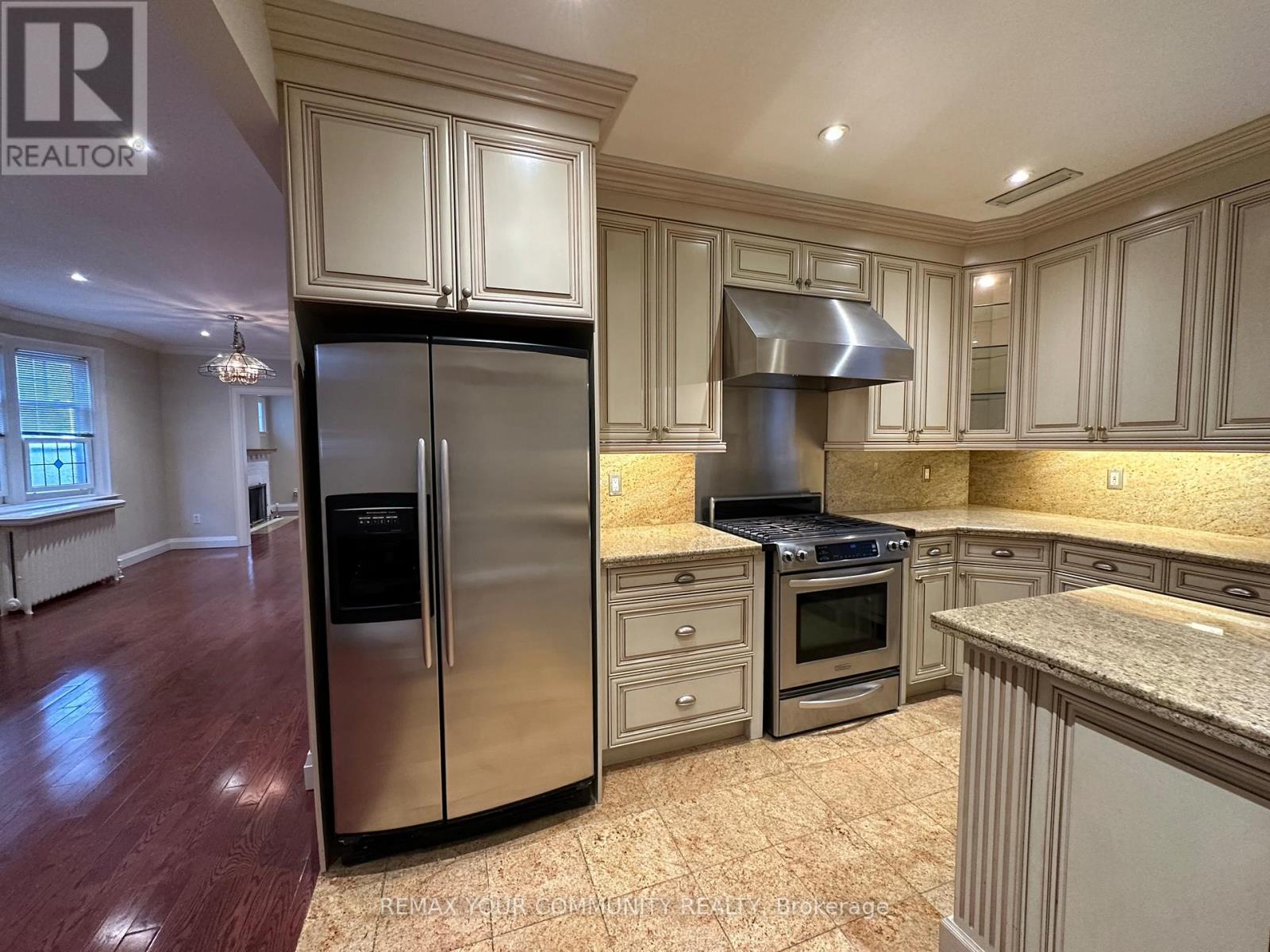 70 Snowdon Avenue, Toronto, Ontario  M4N 2A9 - Photo 11 - C13086844