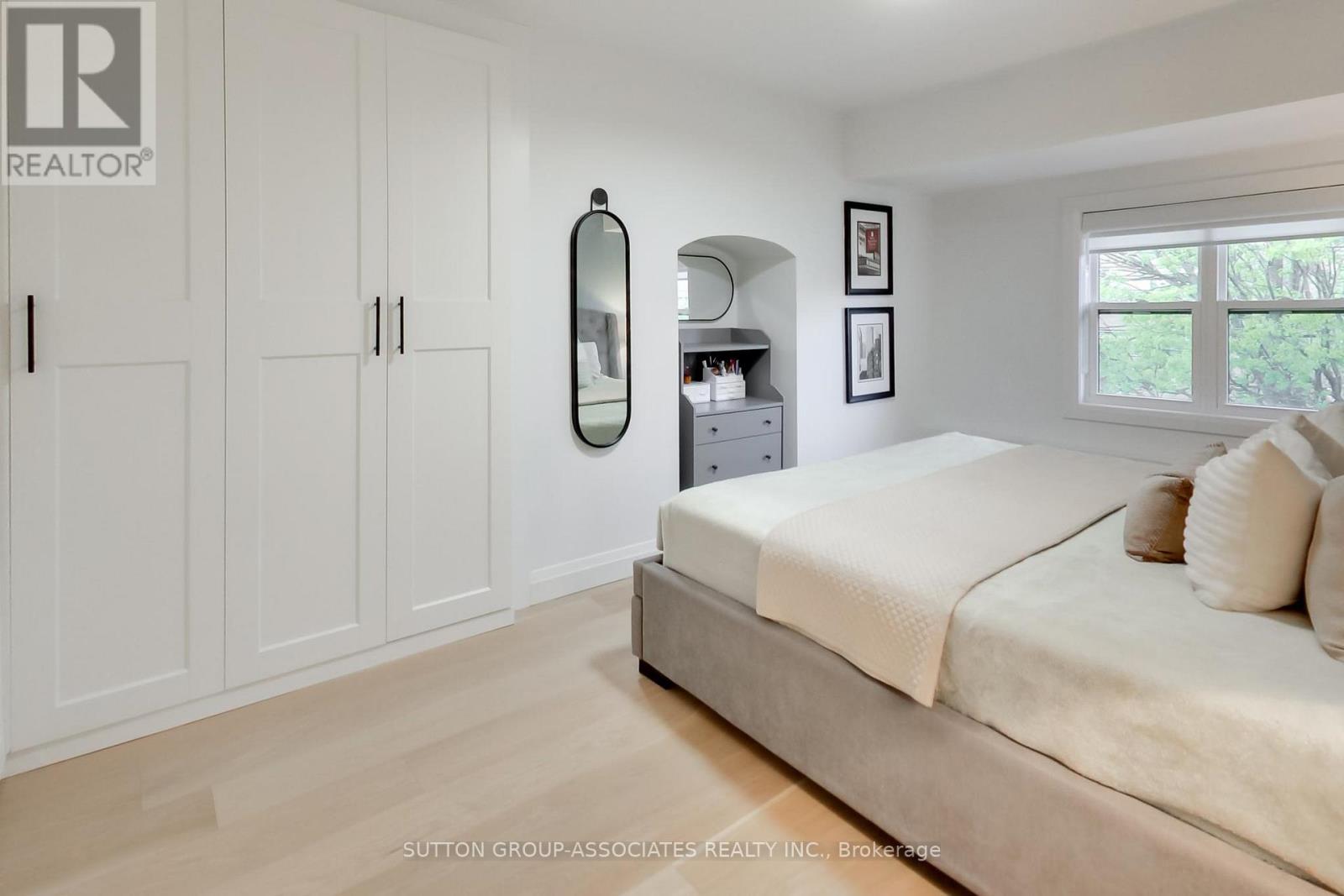 238 Lauder Avenue, Toronto, Ontario  M6E 3H4 - Photo 21 - C13086888