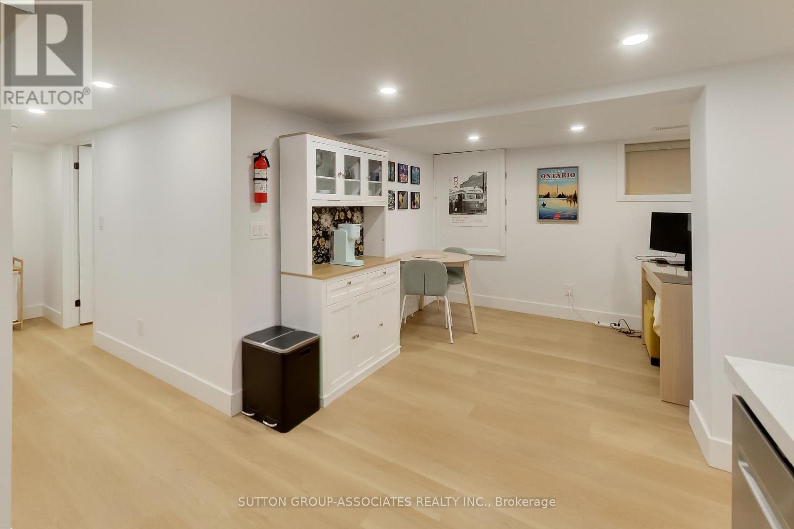 238 Lauder Avenue, Toronto, Ontario  M6E 3H4 - Photo 37 - C13086888