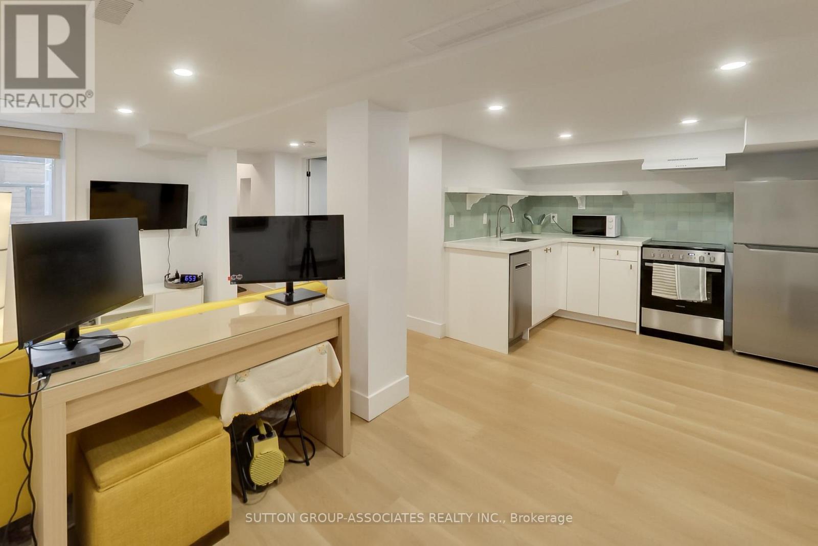 238 Lauder Avenue, Toronto, Ontario  M6E 3H4 - Photo 39 - C13086888