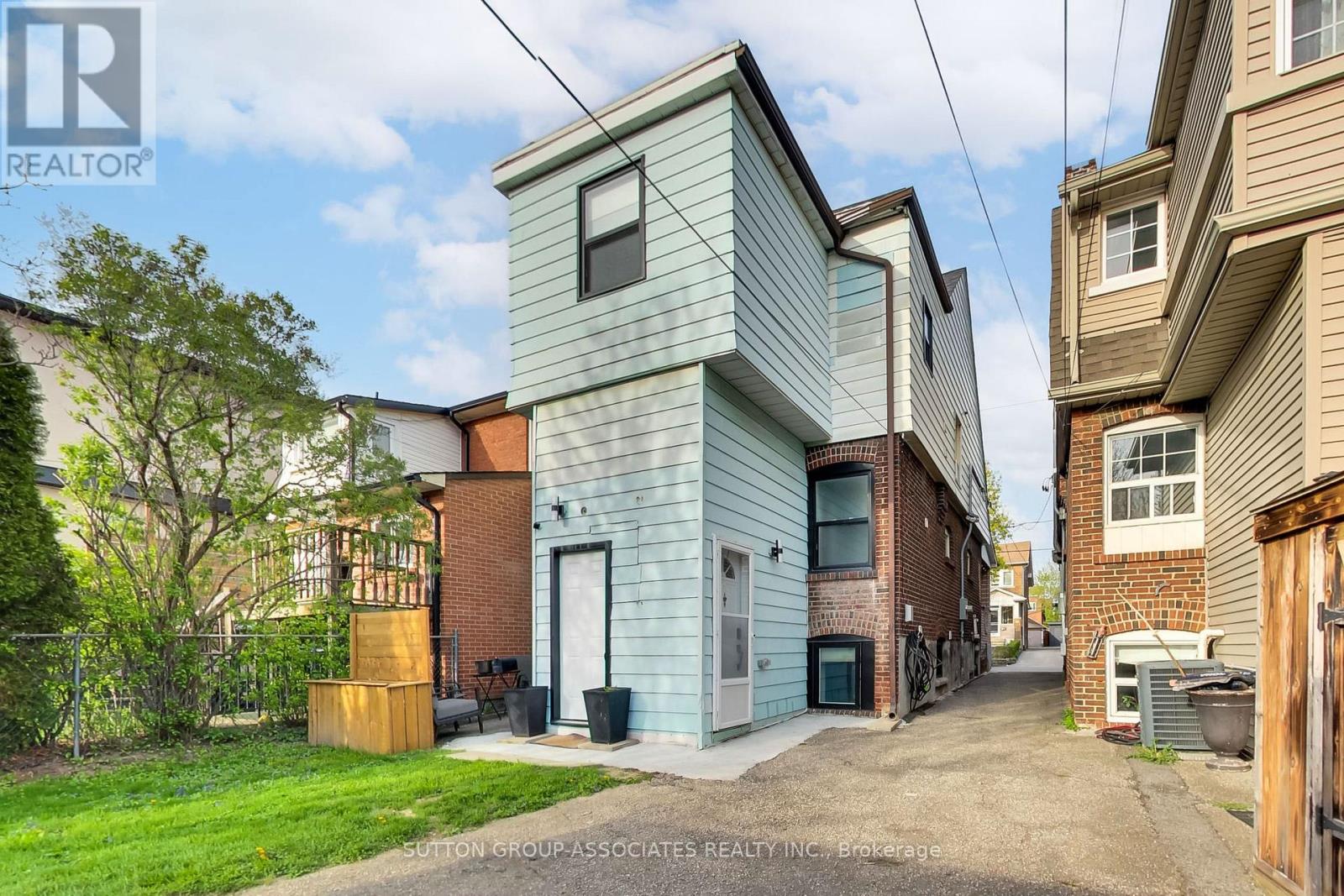238 Lauder Avenue, Toronto, Ontario  M6E 3H4 - Photo 47 - C13086888