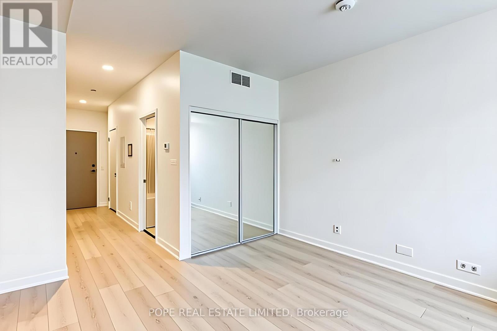 W1002 - 225 Sumach Street, Toronto, Ontario  M5A 0P8 - Photo 7 - C13086892