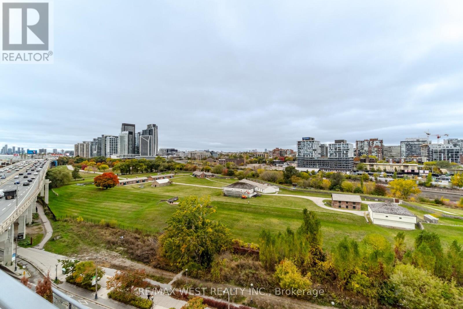 715 - 169 Fort York Boulevard, Toronto, Ontario  M5V 0C8 - Photo 44 - C13086910