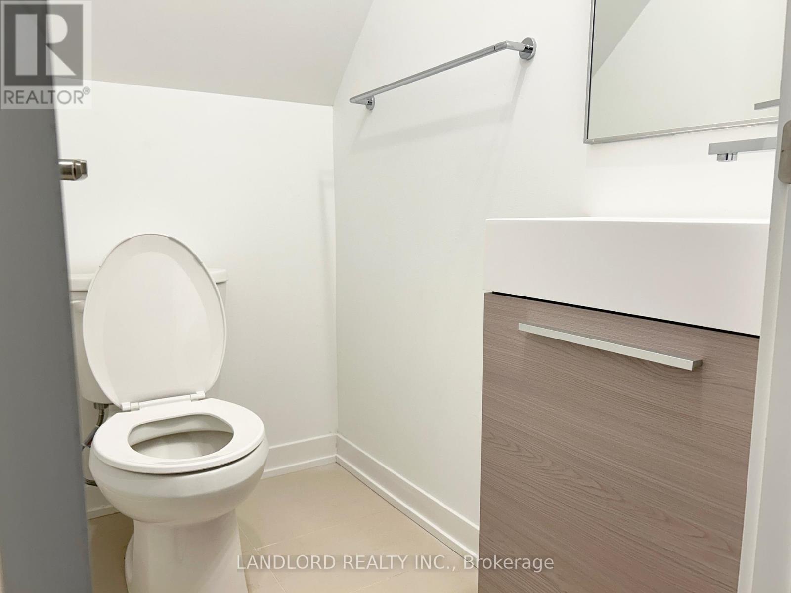 4 - 88 Turtle Island Road, Toronto, Ontario  M6A 0E4 - Photo 11 - C13086916