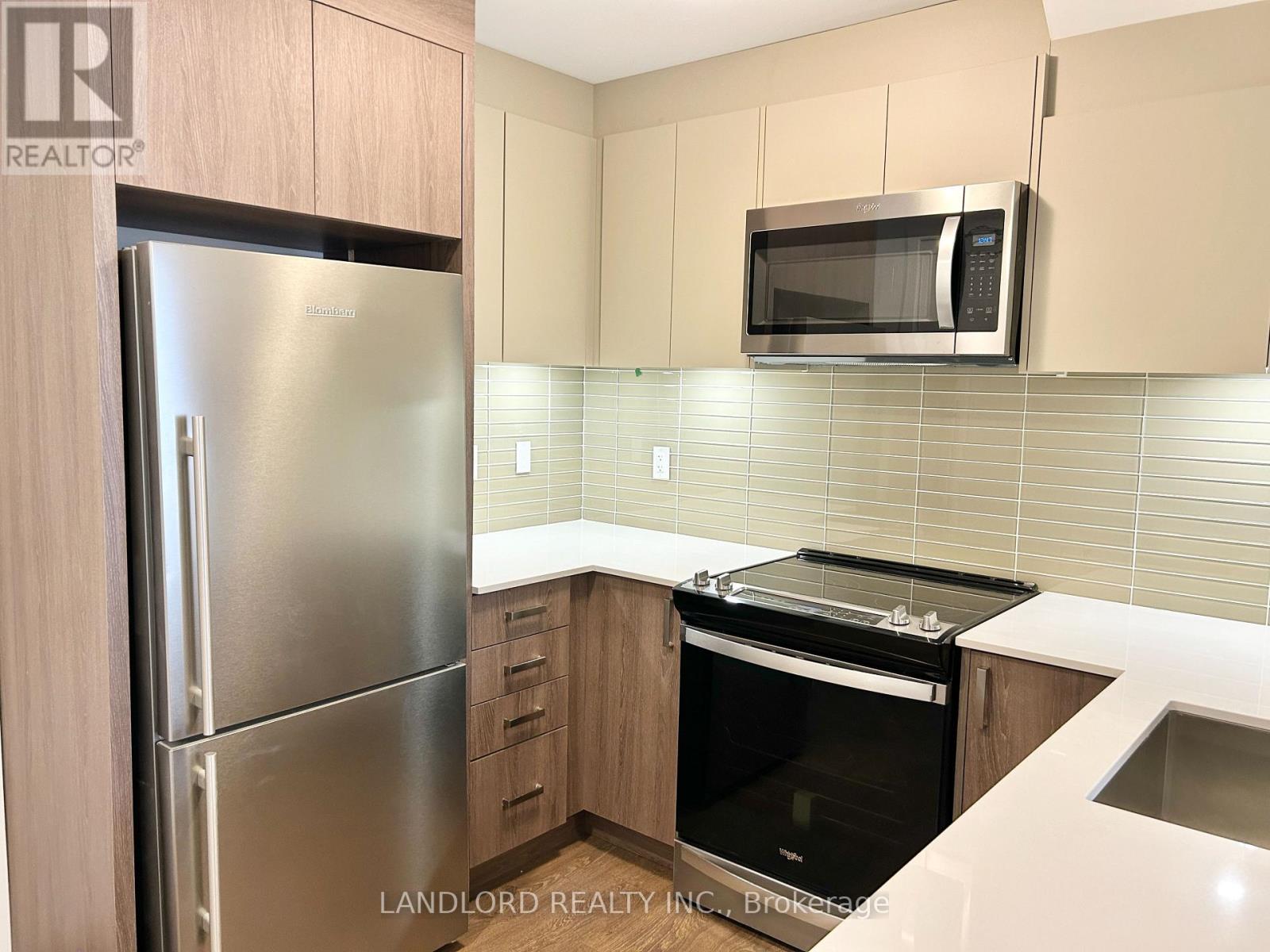 4 - 88 Turtle Island Road, Toronto, Ontario  M6A 0E4 - Photo 2 - C13086916