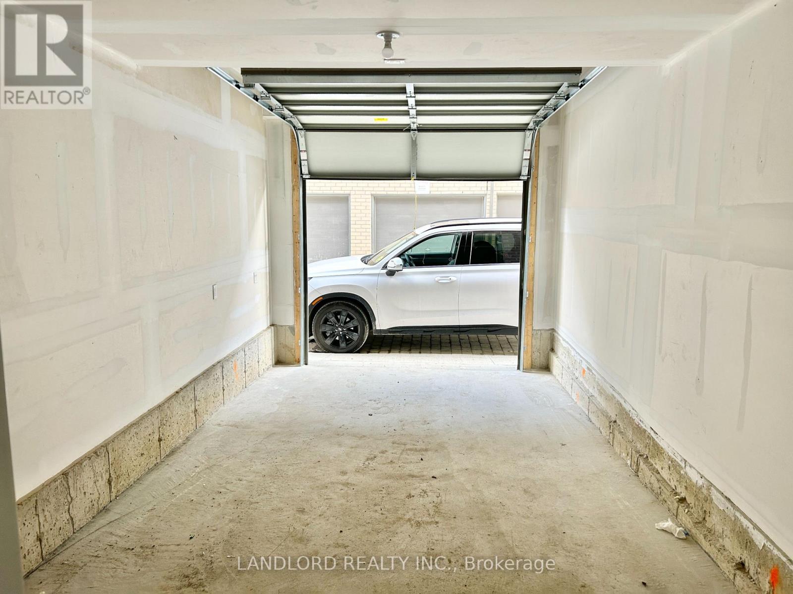 4 - 88 Turtle Island Road, Toronto, Ontario  M6A 0E4 - Photo 25 - C13086916