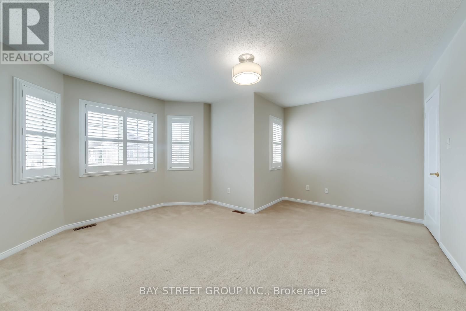 3581 Jorie Crescent, Mississauga, Ontario  L5M 7G5 - Photo 36 - W12783746