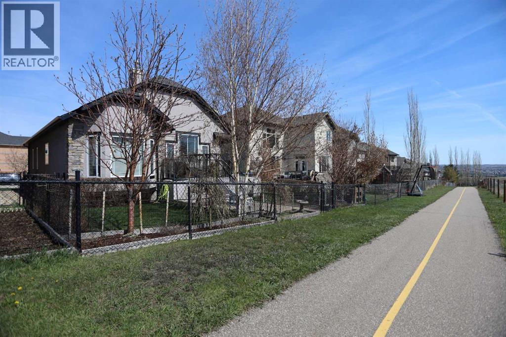 92 Sherwood Rise Nw, Calgary, Alberta  T3R 1P6 - Photo 41 - A2299332