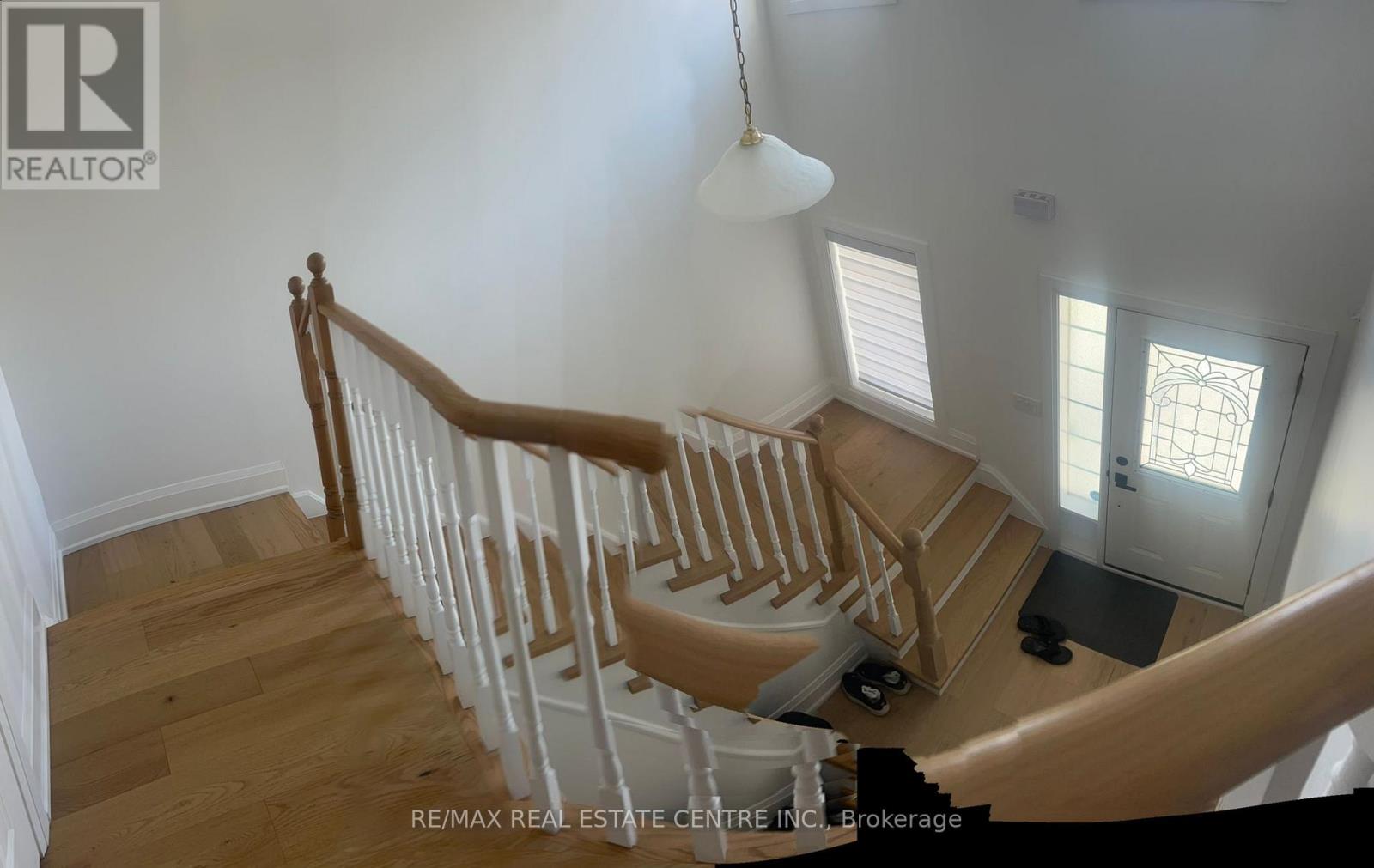 37 Oceanpearl Crescent, Whitby, Ontario  L1N 0C5 - Photo 12 - E13086754