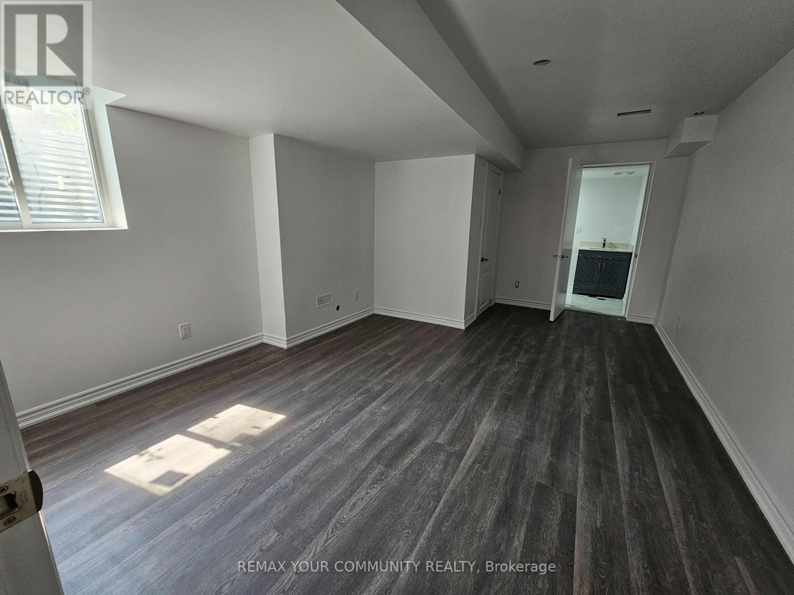 Bsmt - 226 Miyako Court, Oshawa, Ontario  L1L 0R7 - Photo 11 - E13086794