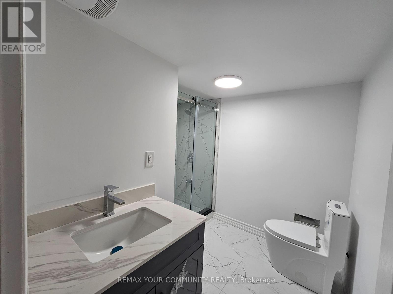 Bsmt - 226 Miyako Court, Oshawa, Ontario  L1L 0R7 - Photo 5 - E13086794