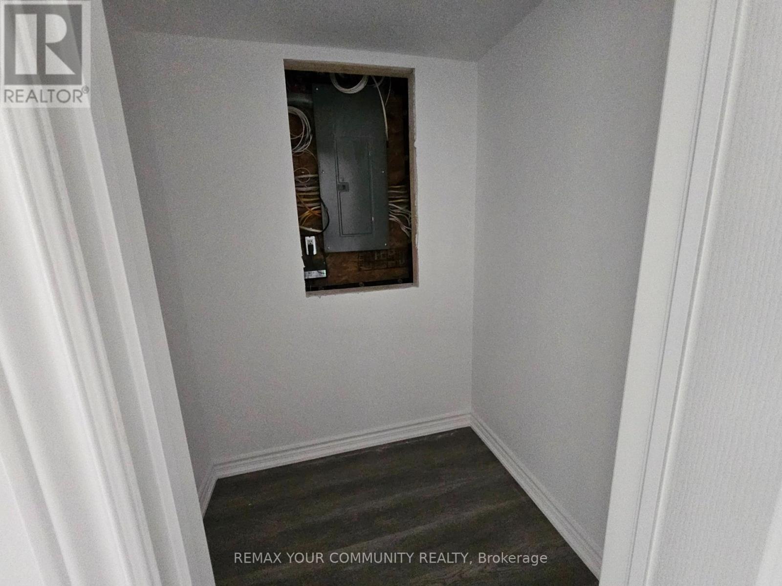 Bsmt - 226 Miyako Court, Oshawa, Ontario  L1L 0R7 - Photo 7 - E13086794